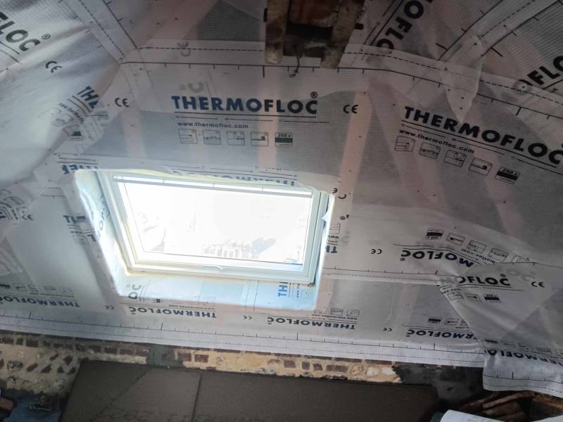 Pose d'une membrane pour isolation des combles d'une maison proche Saint Valéry en Caux 76