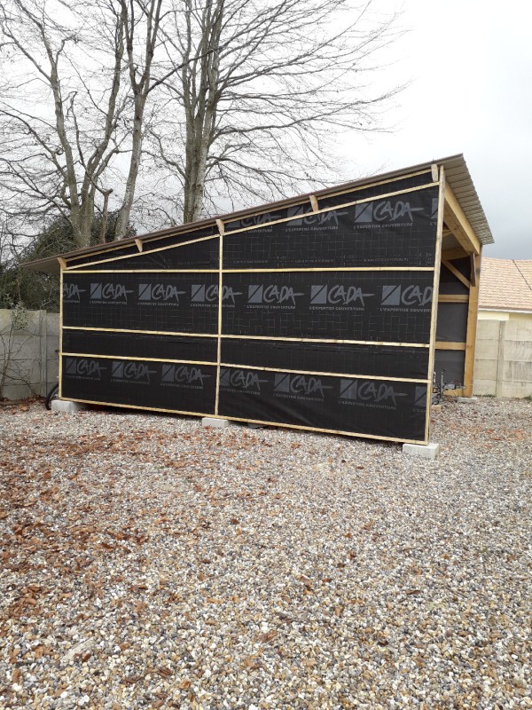 Fabrication d'un carport en bac acier et une charpente traditionnelle proche Fécamp 76