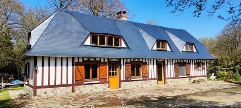 Entreprise de couverture pour rénover la toiture d'une maison proche de Fécamp 76