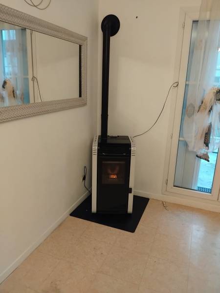 Installation d'un poêle à granulés Ecoforest sortie ventouse sur Fécamp 76